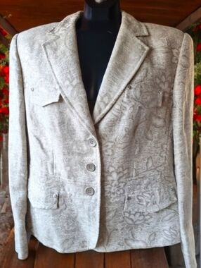 Luisa Cerano Floral Jacquard Cream/Nude W/Metallic Threads Linen Blend Blazer